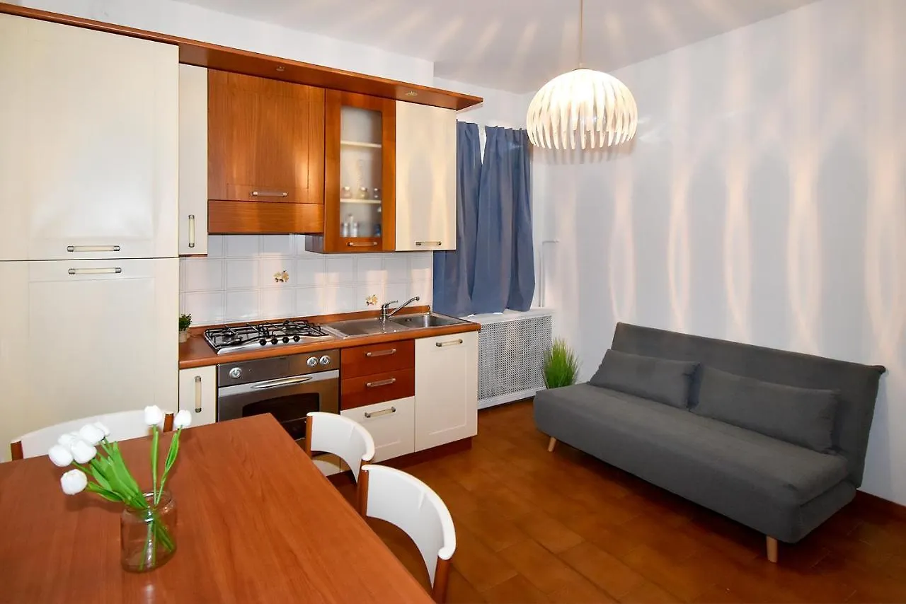 San Siro-Duomo Wi-Fi & Netflix Apartment Milan