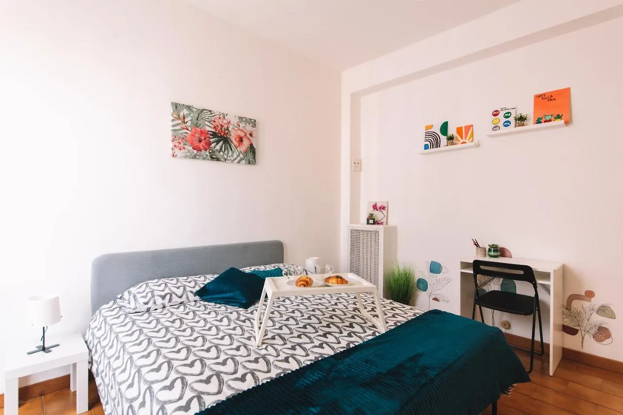 San Siro-Duomo Wi-Fi & Netflix Apartment Milan 0*,  Italy
