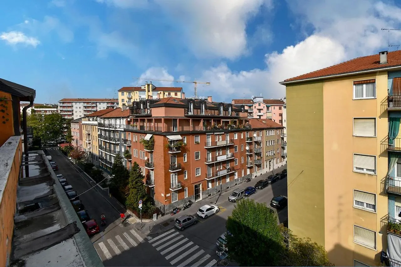 San Siro-Duomo Wi-Fi & Netflix Apartment Milan Italy